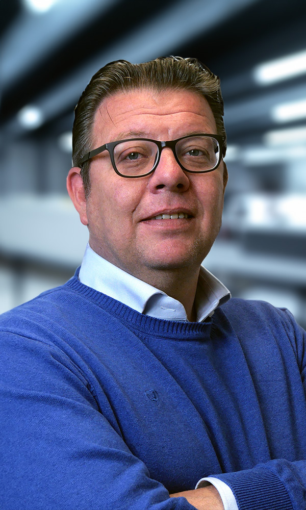 Marco-Stratt-Team-03.jpg