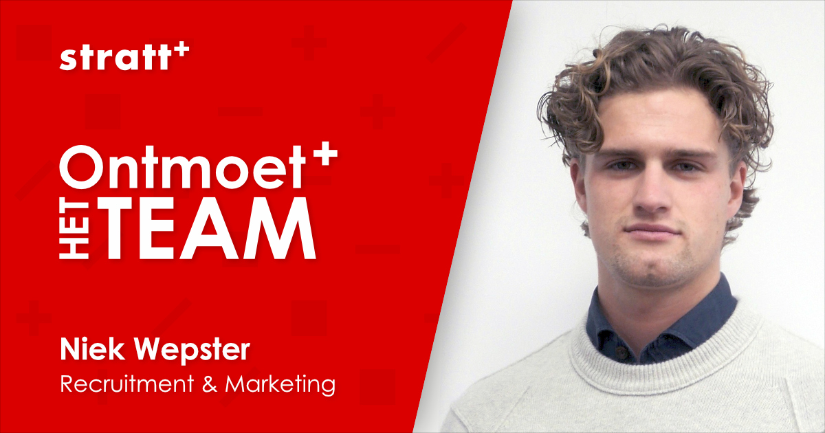 Foto met techt links en met een man rechts