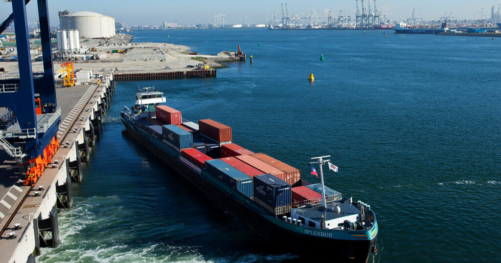Smart Ports- hoe technisch managers de moderne haven creëren - Stratt+ 03