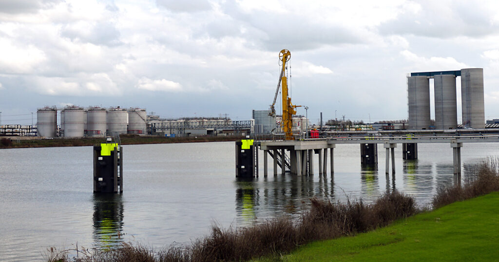 Stratt+ Werken in de haven van Moerdijk - NL
