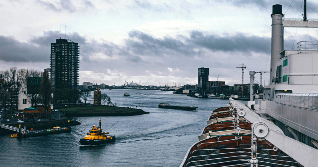 Werken in de Rotterdamse haven- ontdek kansen en vacatures via Stratt+ 02