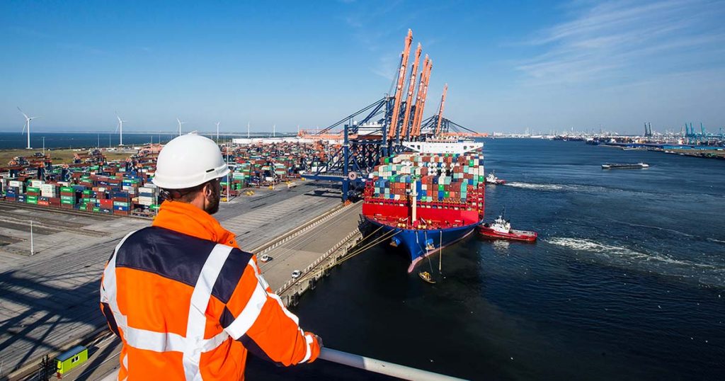 eFuels in Rotterdam Stratt+