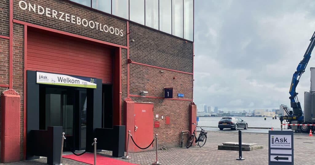 iAsk Techniekfestival - Stratt+ 1200